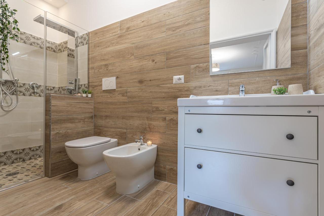 Adriana'S Suites In Prati Close To Vatican Museum Рим Экстерьер фото