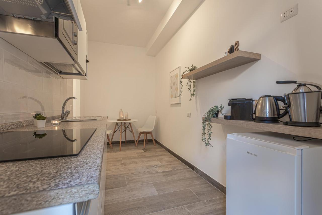 Adriana'S Suites In Prati Close To Vatican Museum Рим Экстерьер фото