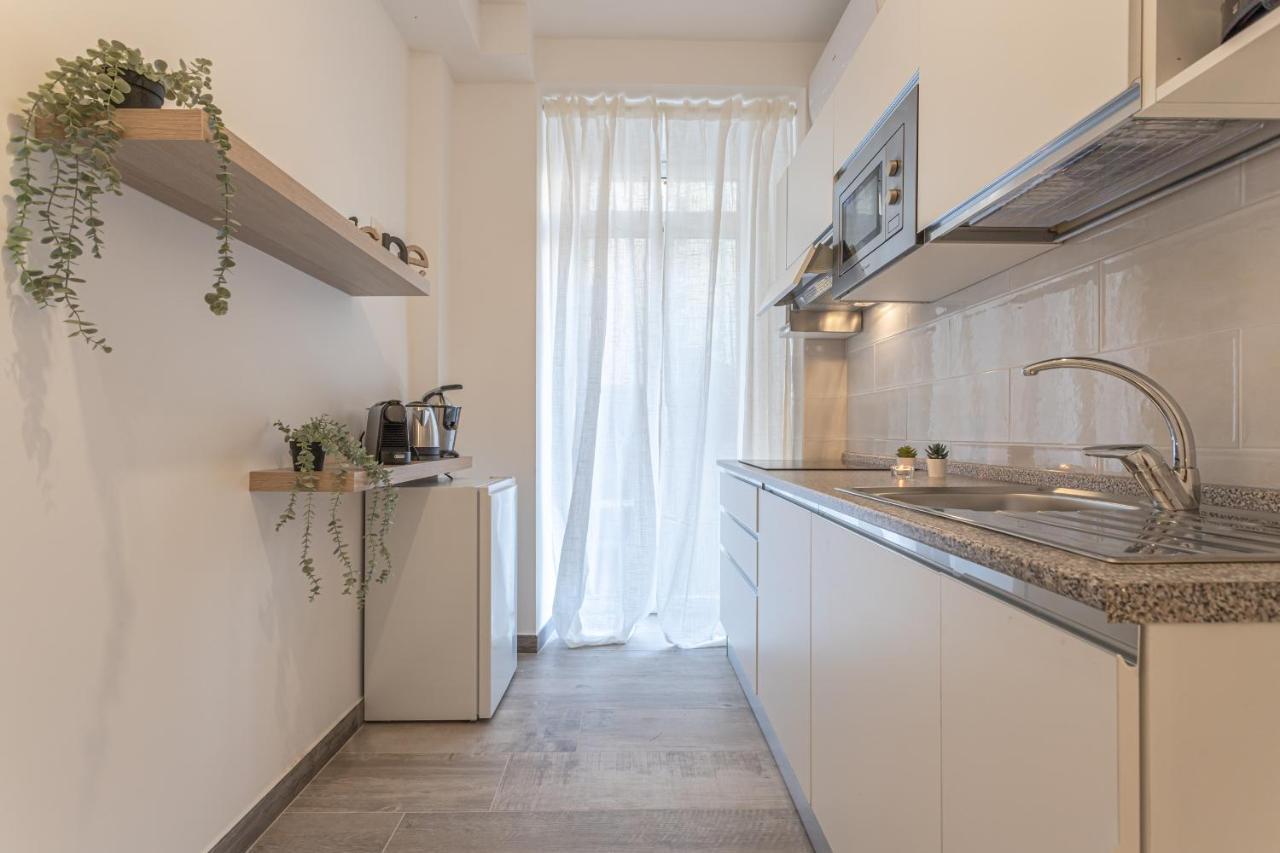 Adriana'S Suites In Prati Close To Vatican Museum Рим Экстерьер фото